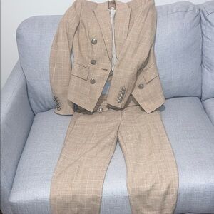Veronica Beard Tan Checkered pant suit . Size 2.